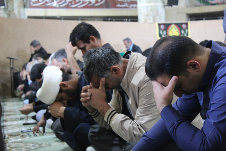 حوزه/ نمازجمعه شهرستان خاتم در سوگ ایام فاطمیه