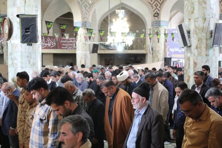 حوزه/ نمازجمعه شهرستان خاتم در سوگ ایام فاطمیه