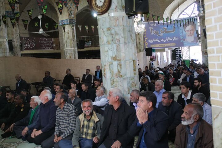 حوزه/ نمازجمعه شهرستان خاتم در سوگ ایام فاطمیه