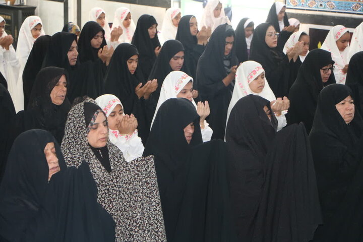 تصاویر/ اقامه نماز جمعه شهر فهرج