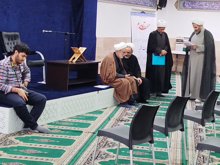 تصاویر/برگزاری آزمون کتبی دانش افزایی ولایت فقیه ویژه اساتید استان مرکزی و لرستان