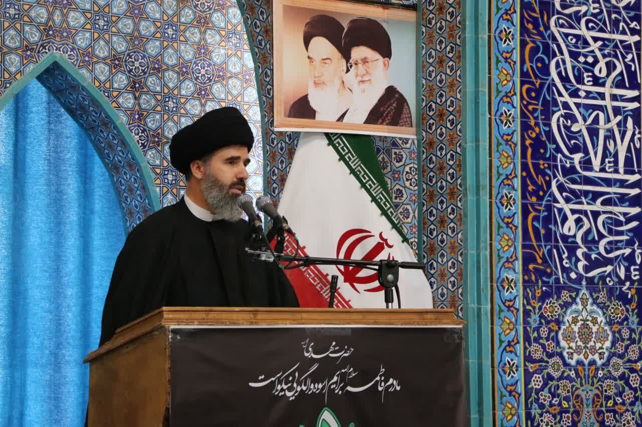 دشمن ایمان و امید مردم را هدف گرفته است