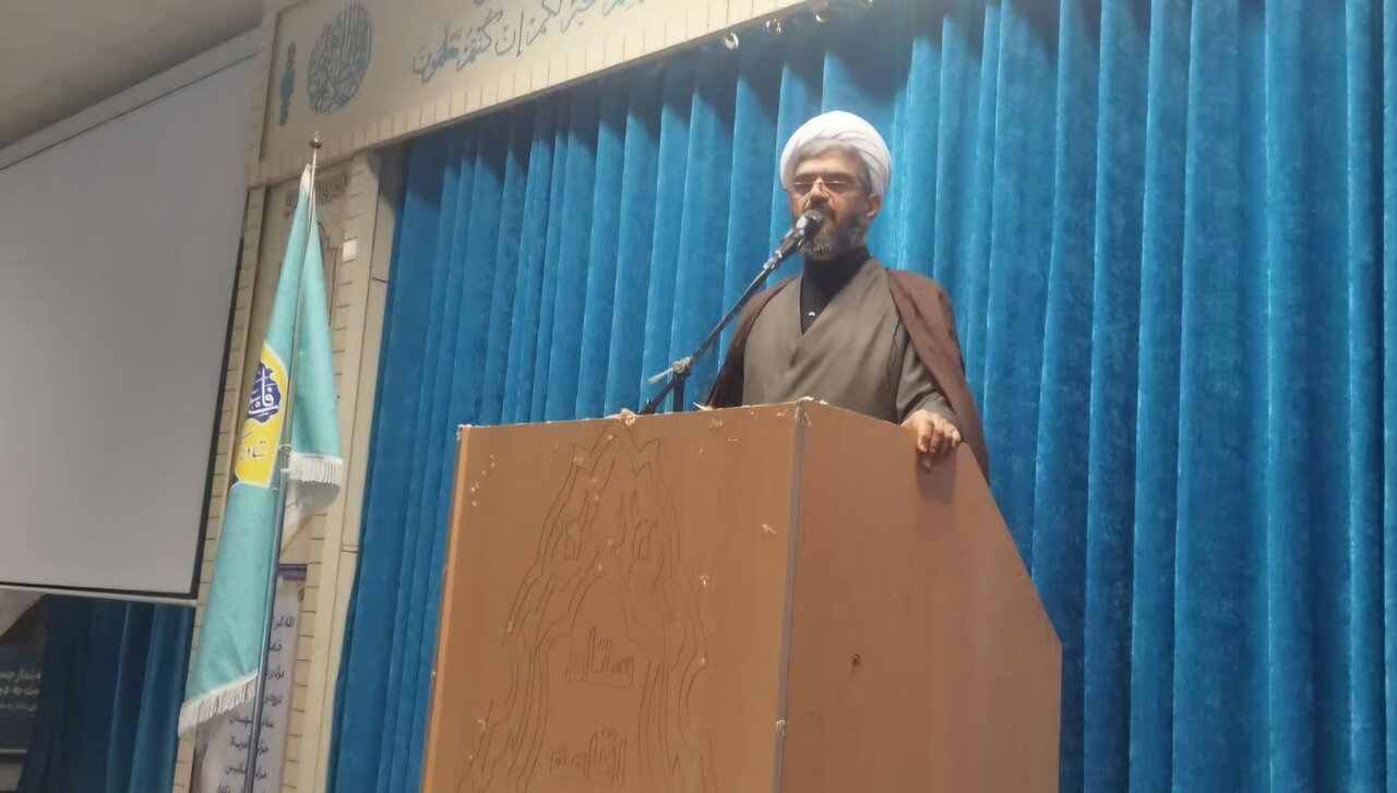 تبدیل مناسک مذهبی به کنش سیاسی، رمز پیروزی انقلاب و اقتدار امروز ایران