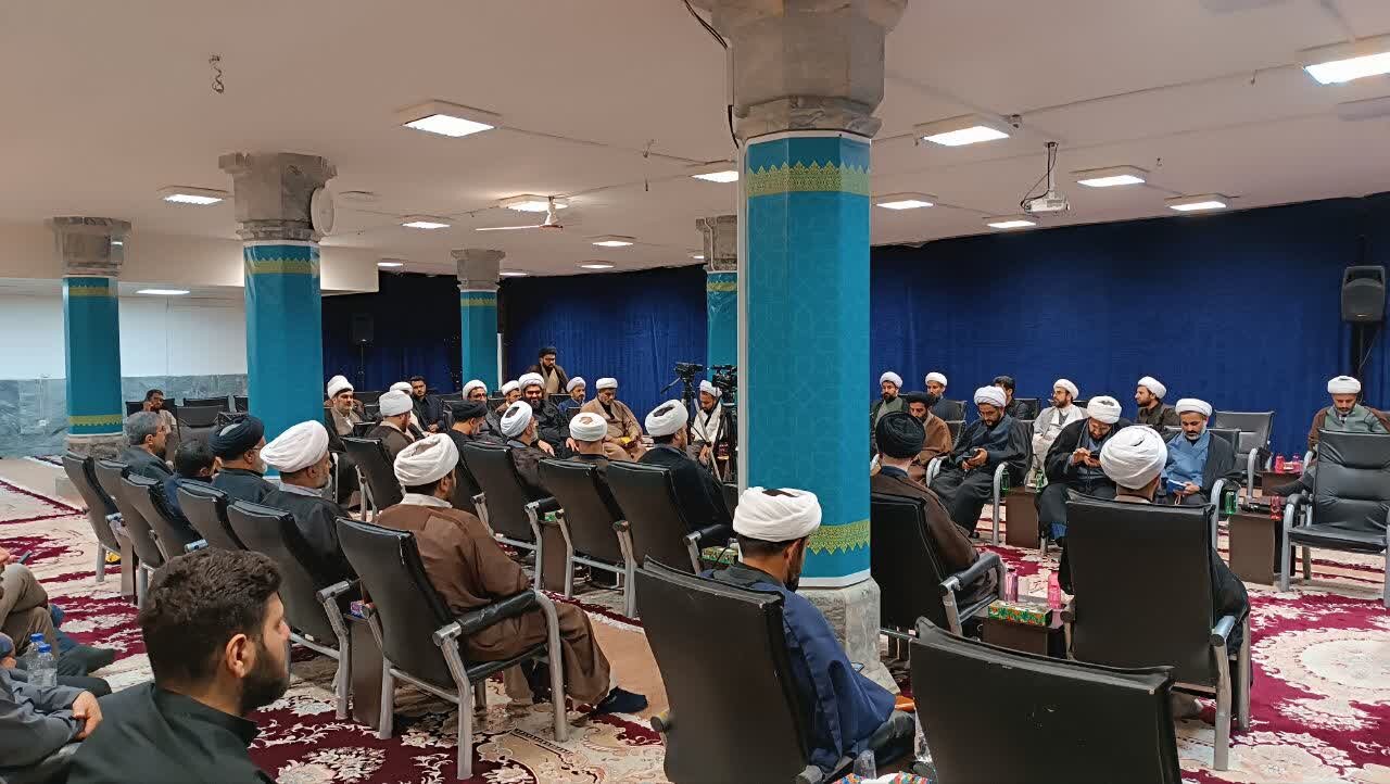 Ayətullah Ərafi izah etdi: