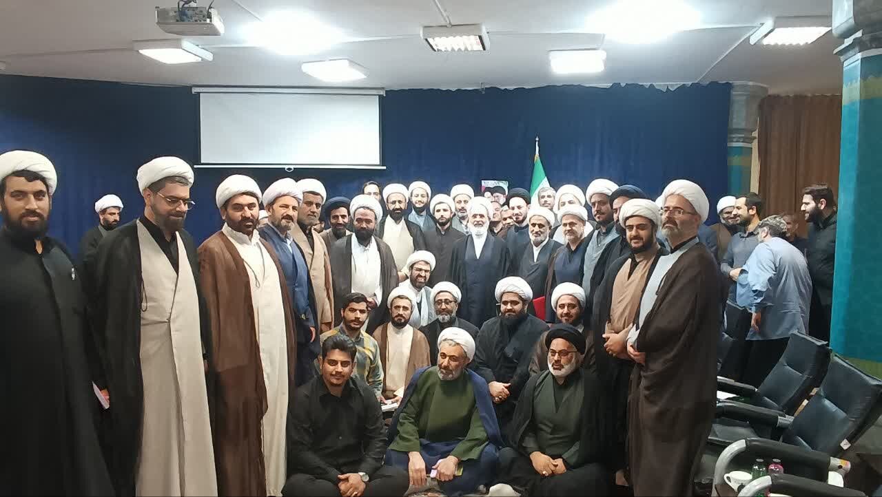 Ayətullah Ərafi izah etdi: