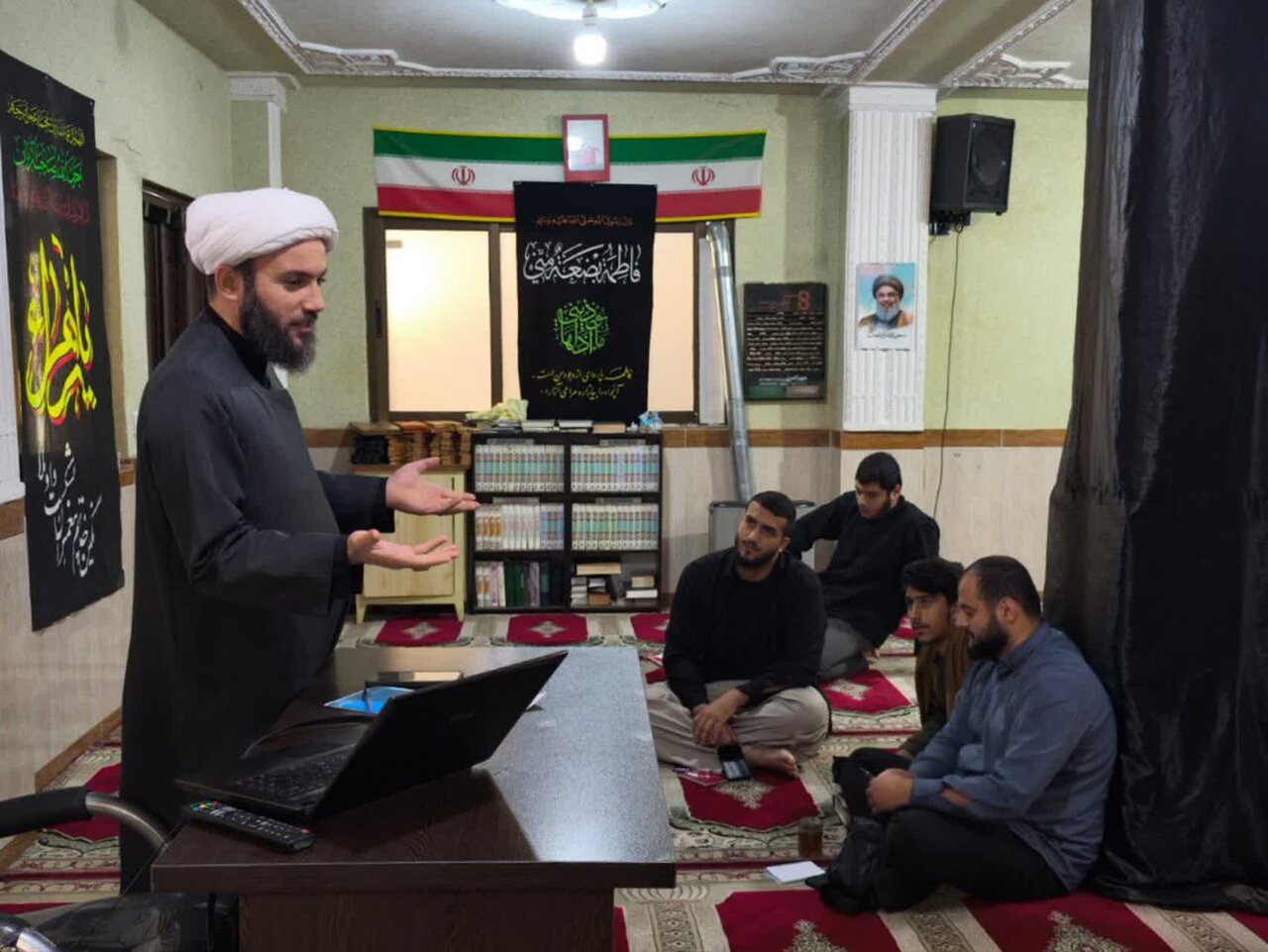 برگزاری کارگاه آموزشی دستورات و علائم نگارشی زبان فارسی در مدرسه علمیه جلالیه آستانه‌اشرفیه