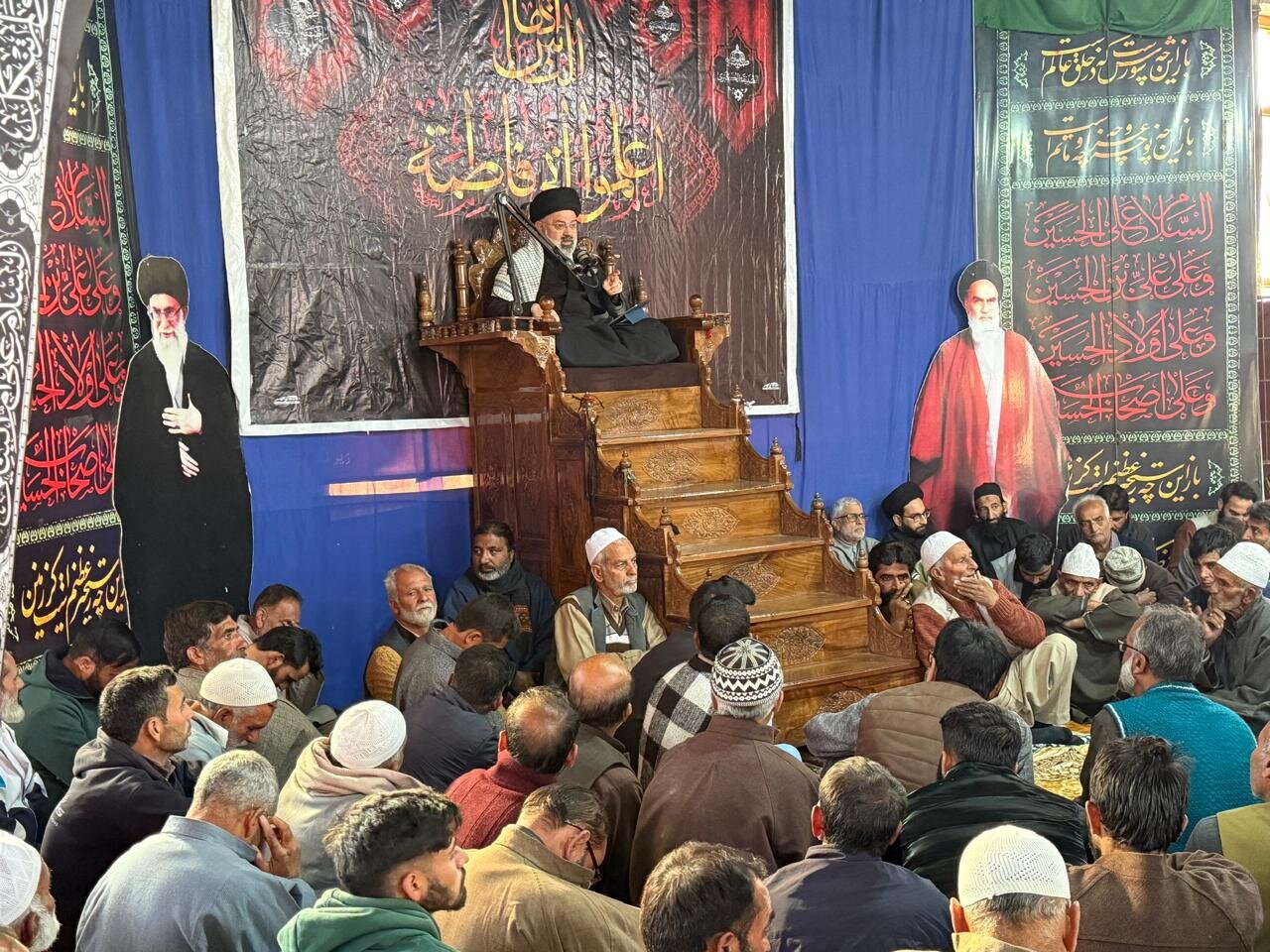 हज़रत फ़ातिमा ने ज़ुल्म, अन्याय और हक़-तल्फ़ी के ख़िलाफ़ सब्र के साथ विरोध किया