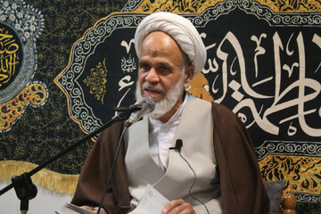 سی‌وهشتمین جلسه شرح احادیث «کتاب‌العشره» در مدرسه علمیه امام مهدی(عج) برگزار شد+عکس