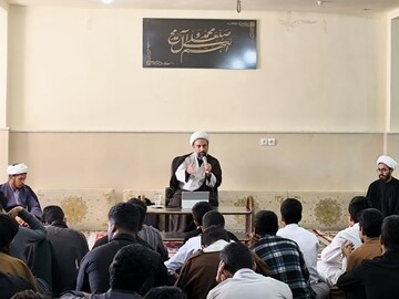 توکل بر خداوند، رمز عبور از مشکلات است+تصاویر