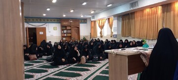 خطبه فدکیه نمونه‌ای عالی از بصیرت و دفاع آگاهانه حضرت زهرا(س) است