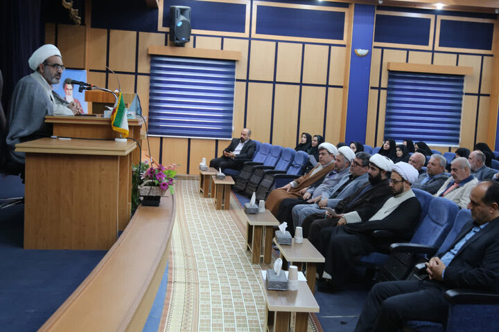 تصاویر / مراسم تجلیل از هیات های صلح یاری و تلاشگران صلح وسازش استان قزوین