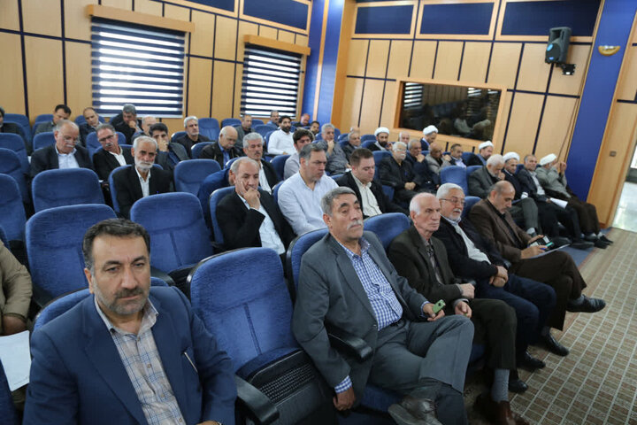 تصاویر / مراسم تجلیل از هیات های صلح یاری و تلاشگران صلح وسازش استان قزوین