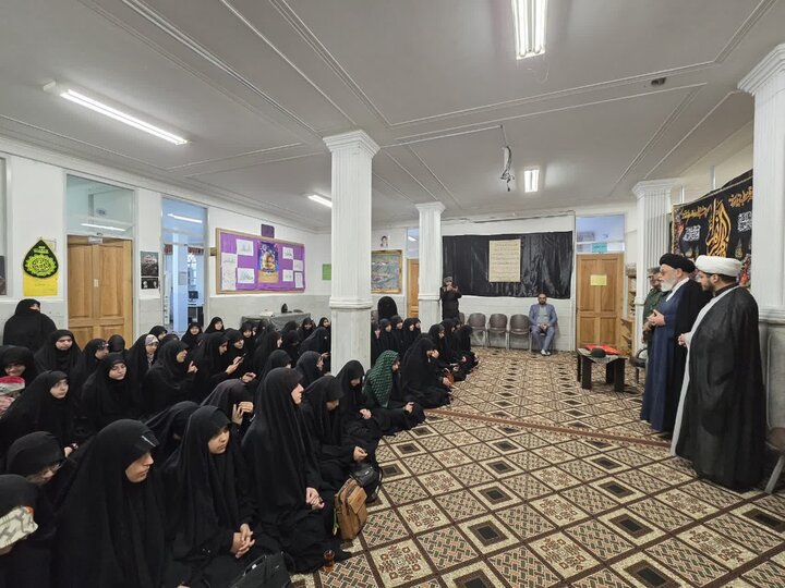 طلایه‌داران نور بدرقه شدند؛ طلاب سیکل حوزه‌های علمیه خواهران یزد عازم مناطق عملیاتی دفاع مقدس