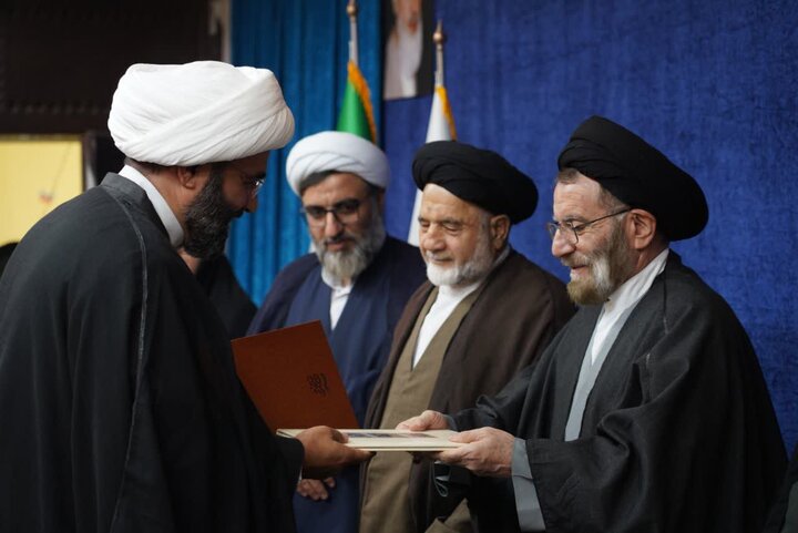 تصاویر/آیین تکریم و معارفه مدیران کل پیشین و جدید تبلیغات اسلامی لرستان