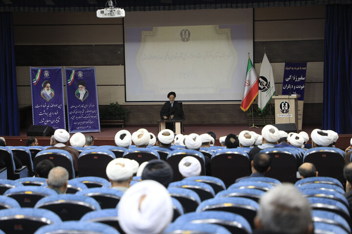 تصاویر| همایش ستاد مبارزه با مواد مخدر ویژه مبلغین و روحانیون در بیرجند