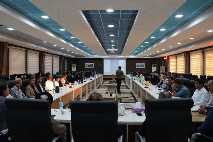 تصاویر/ تجلیل از دانش‌آموزان برگزیده دیّر در جشنواره‌های علمی