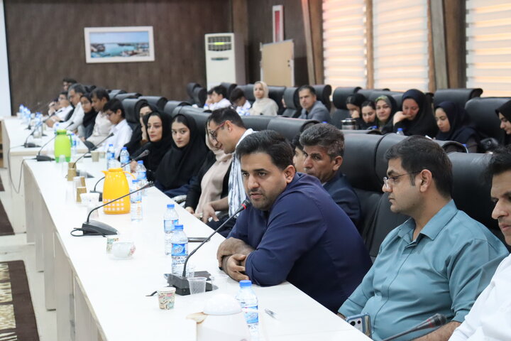 تصاویر/ تجلیل از دانش‌آموزان برگزیده دیّر در جشنواره‌های علمی