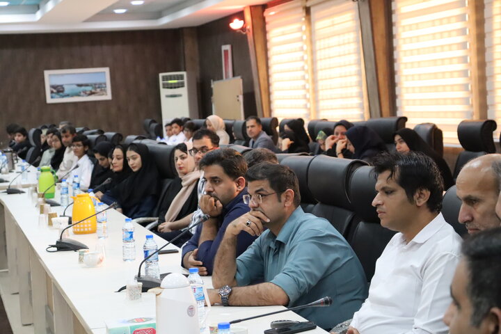 تصاویر/ تجلیل از دانش‌آموزان برگزیده دیّر در جشنواره‌های علمی