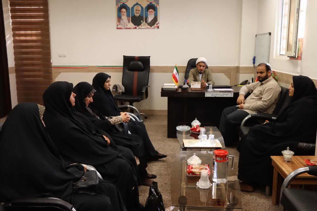 ضرورت انجام فعالیتهای فرهنگی بین بانوان عالیشهر