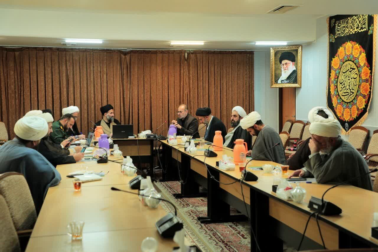 نشست کمیته آموزش و توانمندسازی قرارگاه راهبری مساجد قم 