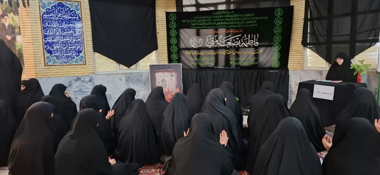 مقام حضرت زهرا (س) آینه تجلی بندگی کامل الهی است