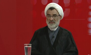 رهبر معظم انقلاب، معمار توسعه علمی کشور در سه دهه اخیر هستند