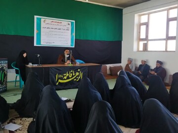 پیش‌نشست همایش علمی «زندگی متعالی در پرتو معارف فاطمی» در ولایت غزنی برگزار شد