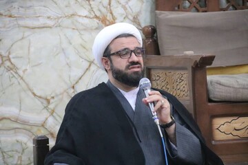 جامعه‌ مأنوس با قرآن گرفتار انحراف نمی‌شود