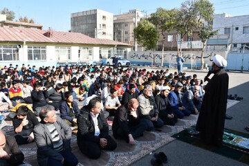 تصاویر/ حضور امام جمعه شهرستان خوی در جمع دانش آموزان دبیرستان مفتح