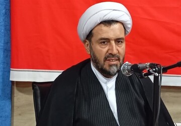 نگاه اسلام به زن، نگاهی کرامت‌محور است