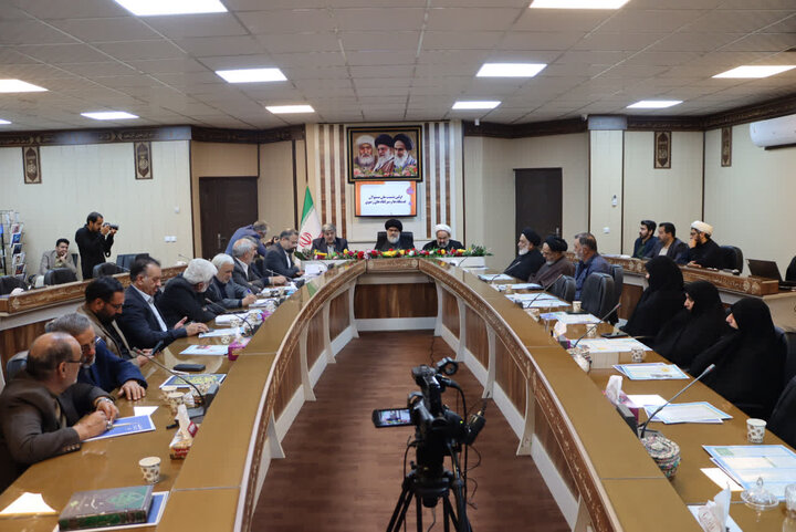 تصاویر/ اولین نشست ملی مسئولان قدمگاه‌ها و منزلگاه‌های رضوی