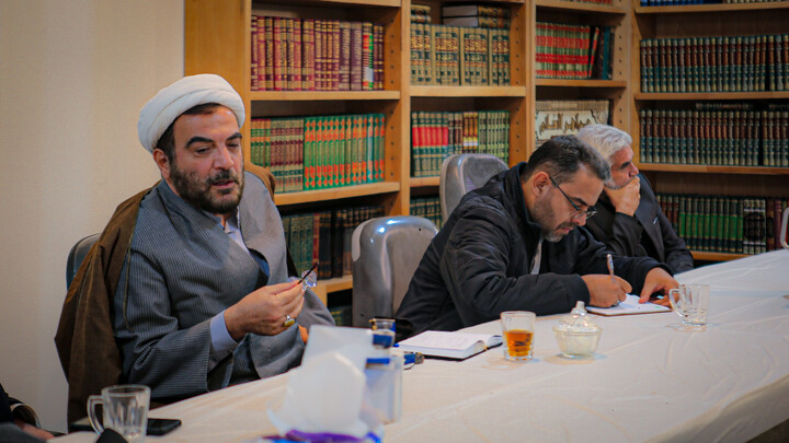 تصاویر/نشست بررسی راهکارهای توسعه منابع پایدار حوزه علمیه استان همدان