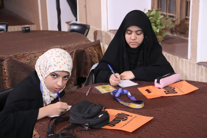 تصاویر/ برگزاری دومین رویداد ملی بازی‌ نامه‌ نویسی بازیستا در یزد