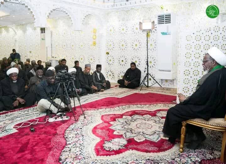 Photos/Cérémonie Annuelle de Deuil de Fatima Zahra (SA) au Nigeria, en Présence du Chef du Mouvement Islamique Nigérian.