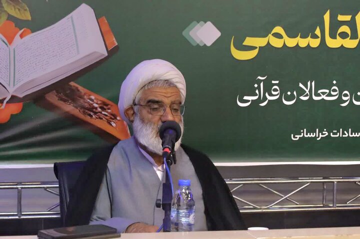 تصاویر/ برگزاری کارگاه «نوجوان قرآنی مؤثر» در دفتر امام جمعه رفسنجان