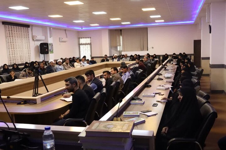 تصاویر/ برگزاری کارگاه «نوجوان قرآنی مؤثر» در دفتر امام جمعه رفسنجان