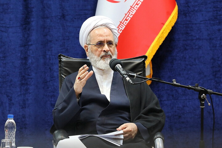 تصاویر/ جلسه شورای معاونین مرکز مدیریت حوزه‌های علمیه