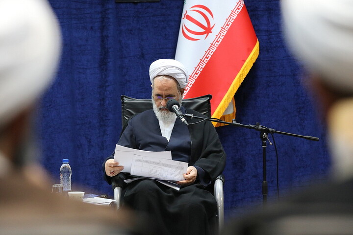 تصاویر/ جلسه شورای معاونین مرکز مدیریت حوزه‌های علمیه