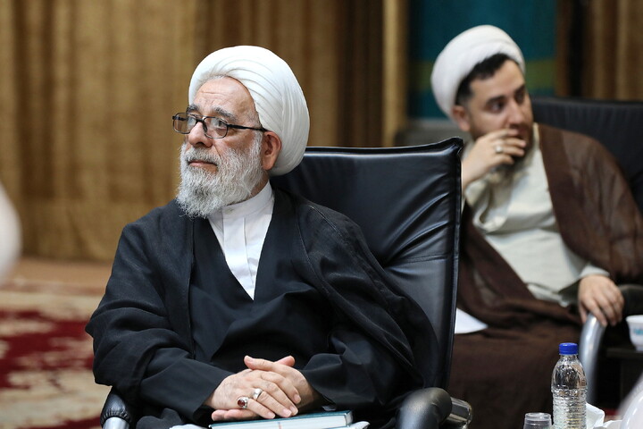 تصاویر/ جلسه شورای معاونین مرکز مدیریت حوزه‌های علمیه