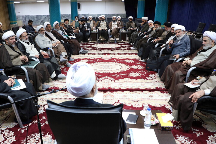 تصاویر/ جلسه شورای معاونین مرکز مدیریت حوزه‌های علمیه