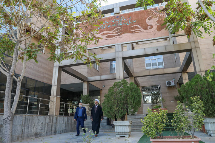 تصاویر / بازدید امام جمعه قزوین از اداره کل فرهنگ وارشاد اسلامی استان قزوین