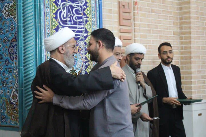 تصاویر|اختتایمه جشنواره مدرسه ای ععلامه حلی(ره) مدرسه صاحب الزمان(عج) اصفهان