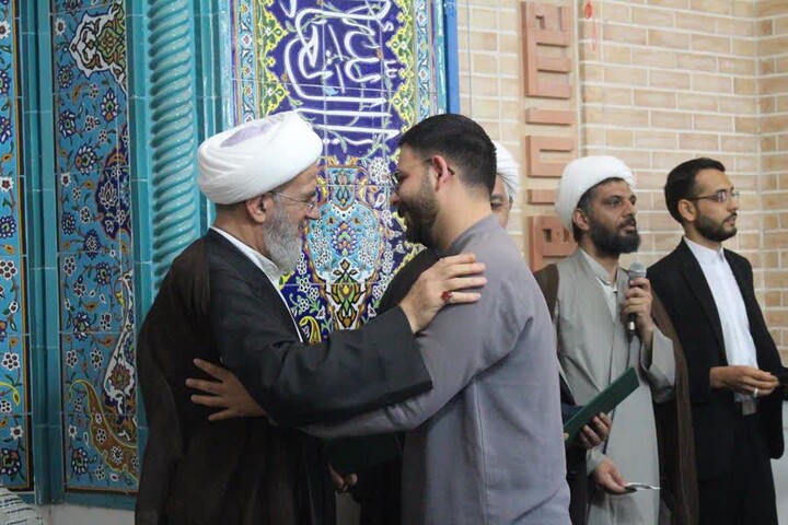 تصاویر|اختتایمه جشنواره مدرسه ای ععلامه حلی(ره) مدرسه صاحب الزمان(عج) اصفهان