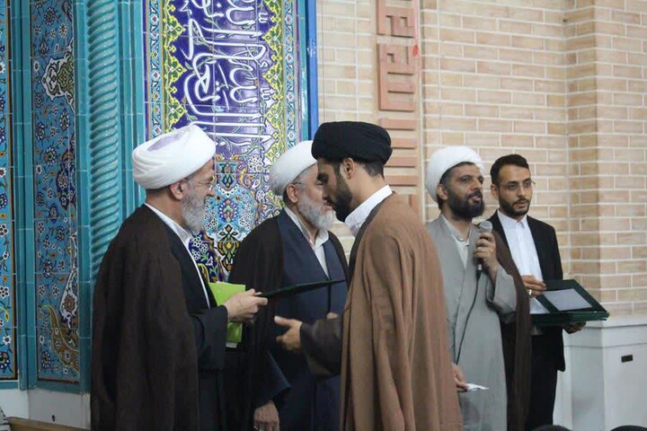 تصاویر|اختتایمه جشنواره مدرسه ای ععلامه حلی(ره) مدرسه صاحب الزمان(عج) اصفهان