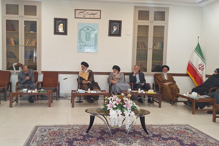 تصاویر/  نشست هم‌اندیشی شورای سادات استان تهران