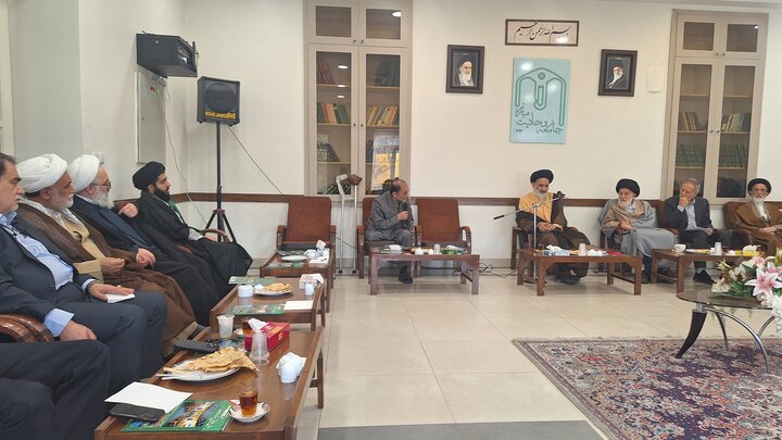 تصاویر/  نشست هم‌اندیشی شورای سادات استان تهران