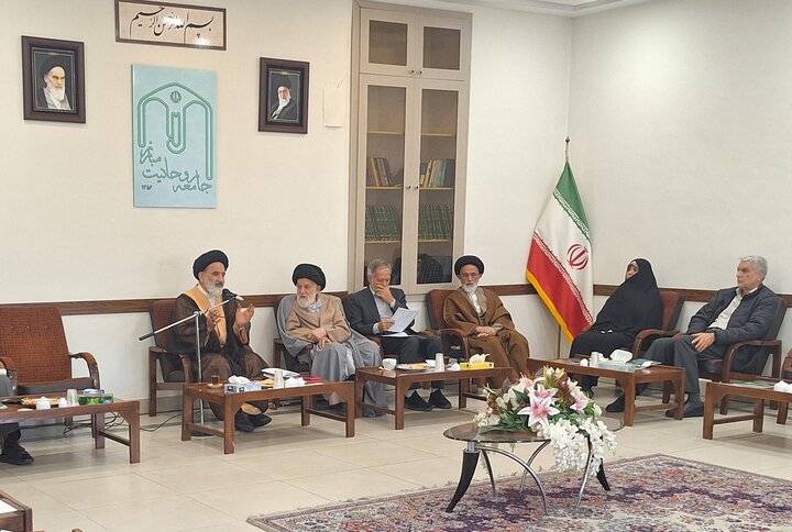 تصاویر/  نشست هم‌اندیشی شورای سادات استان تهران