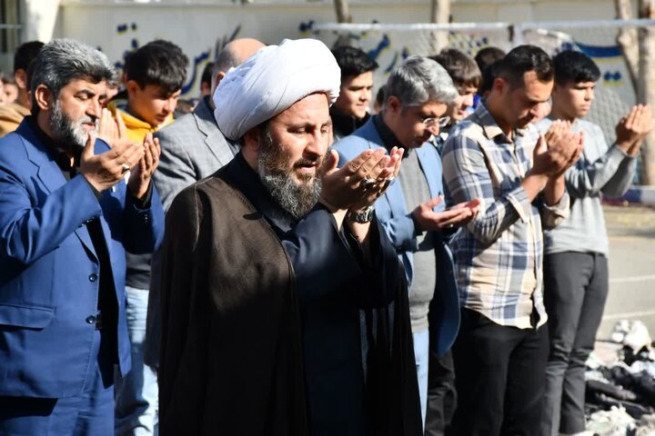 تصاویر/ حضور امام جمعه شهرستان خوی در جمع دانش آموزان دبیرستان مفتح