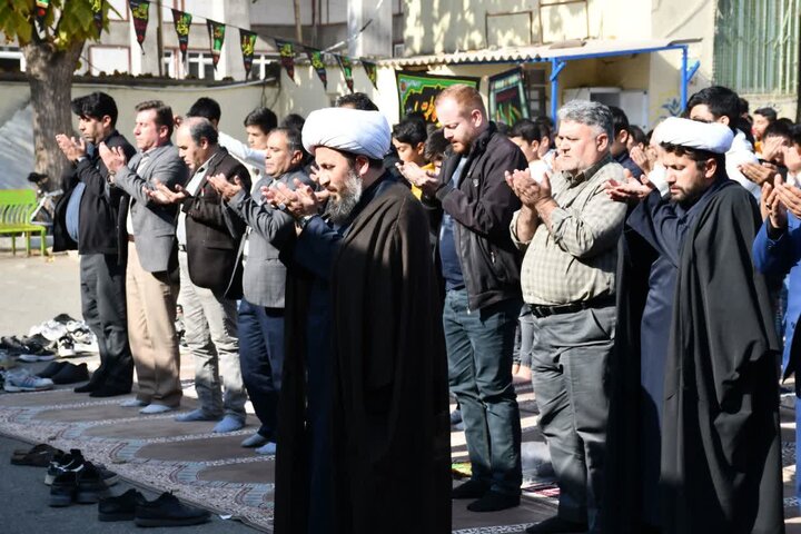 تصاویر/ حضور امام جمعه شهرستان خوی در جمع دانش آموزان دبیرستان مفتح