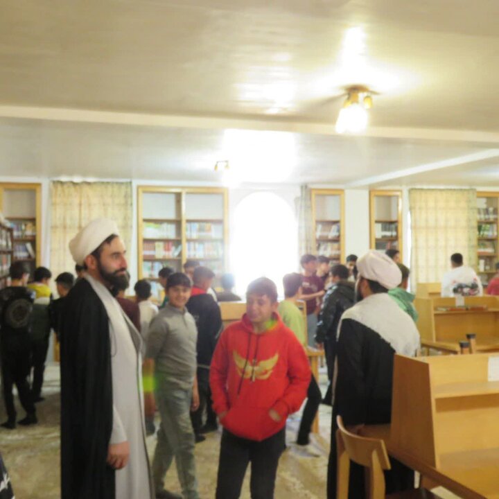 تصاویر/  اردوی شبی در حوزه علمیه ویژه دانش اموزان سلماس